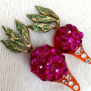 Fun pink Pin brooch
